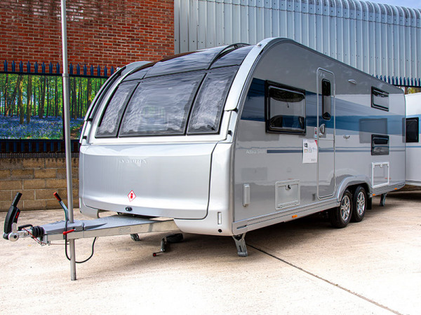 ADORA SAVA EXTERIOR 002