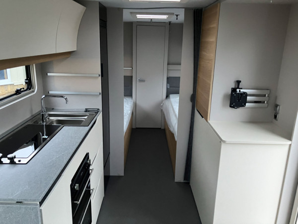 ADORA DL SEINE INTERIOR 001