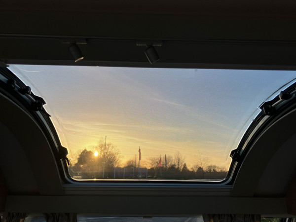 ADORA SAVA INTERIOR 020