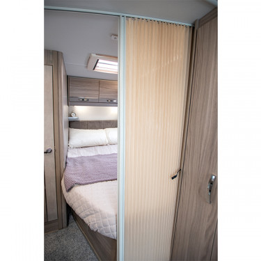 Majestic 155 Bedroom Divider