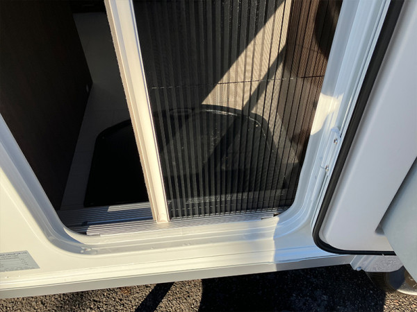 554 door
