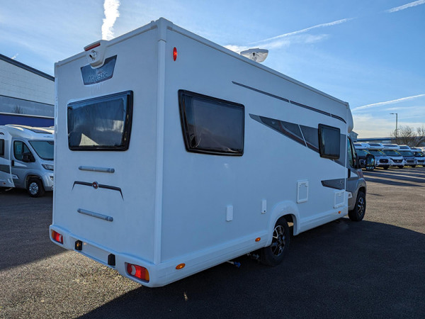 196 external rear