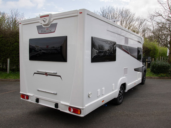 Majestic 295 External Rear