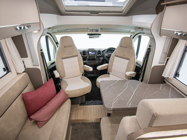 Benimar Mileo 294 Front Seating Area