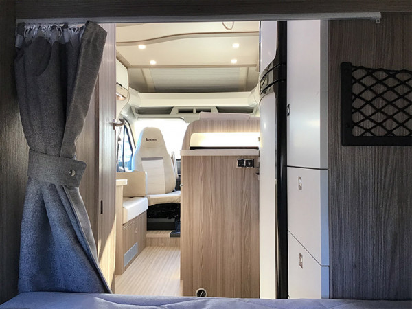 Tessoro 413 Bed View