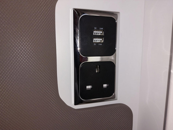 Primero 201 Sockets