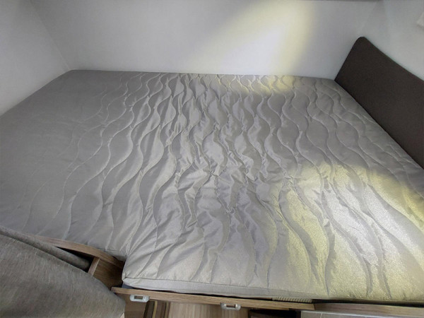 Primero 201 Bed