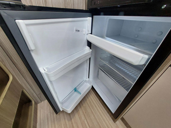 Primero 201 Fridge