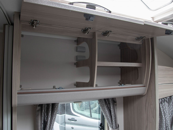 11 Majestic 150 Storage