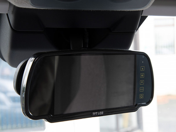 13 Majestic 150 rear view camera