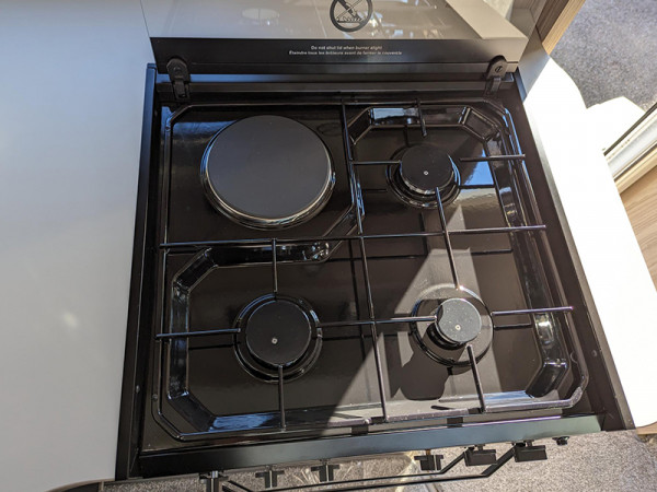 196 hob