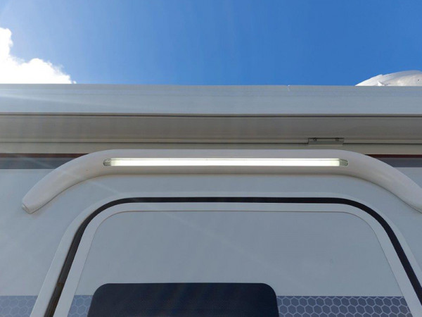 285 awning light
