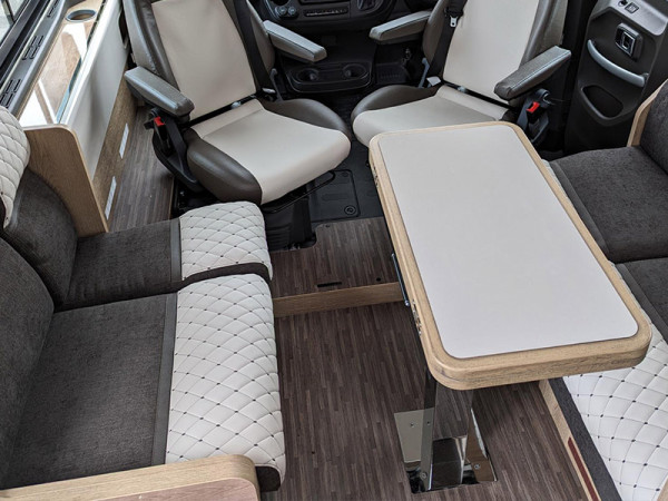 K Yacht 86 Front Lounge