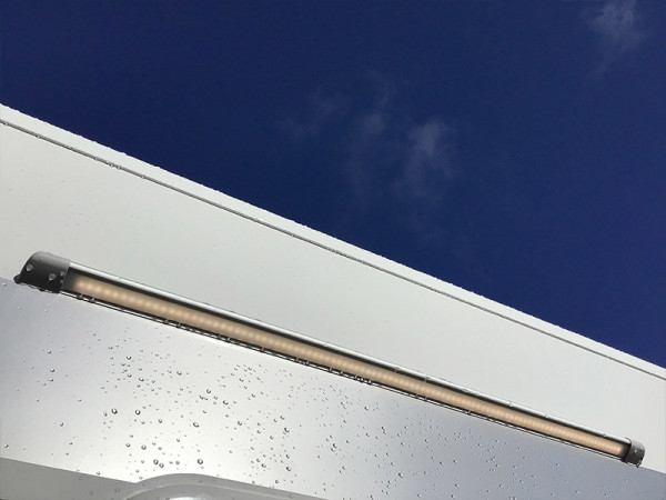 K yacht 95 awning light