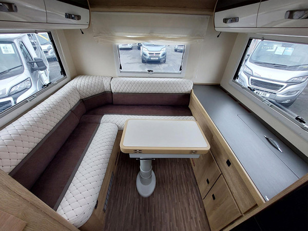 Kea 80 Rear Lounge