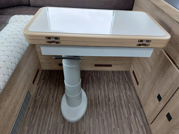 Kea 80 Table