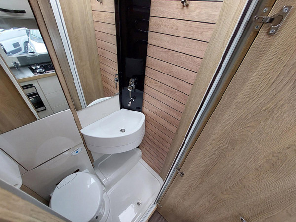Kea 80 Washroom