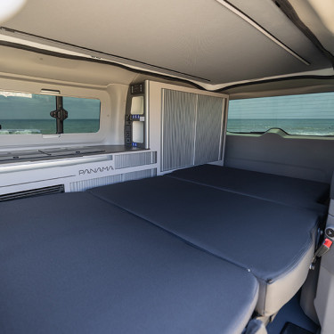 P12 Lower Bed