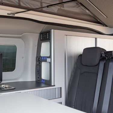 P12 rear Seats and Tavble