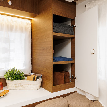 Mileo 282 Storage Cupboard