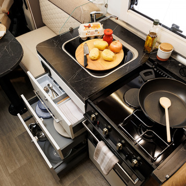 Mileo 294 Kitchen