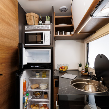 Tessoro 481 Kitchen