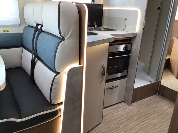Baron 579 lighting