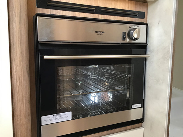 Baron 579 oven