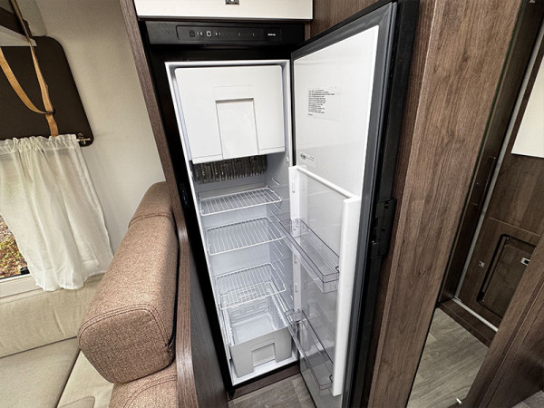 Primero 286 fridge