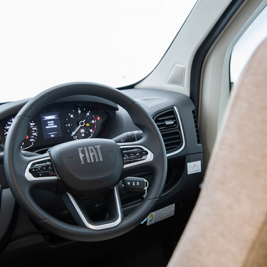 Primero Manual Cab driving view