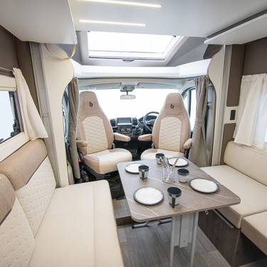 Primero 286 Dining