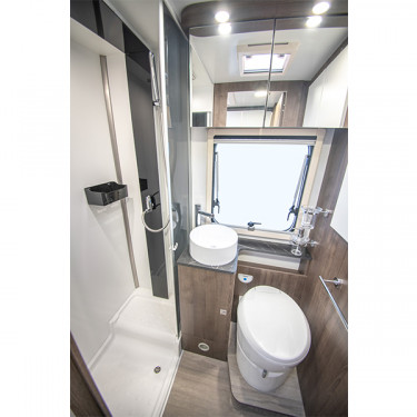 Primero 286 Washroom