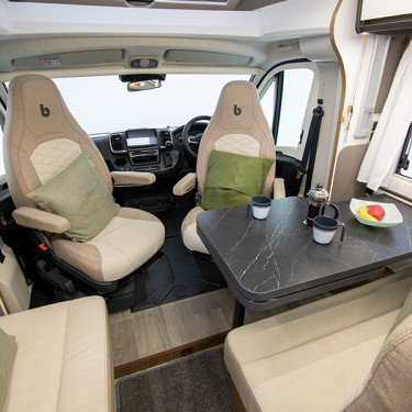 Mileo 243 Front Seating