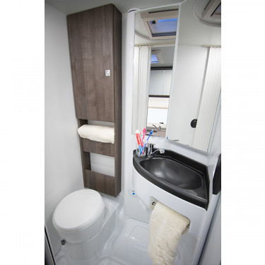 Primero 201 Washroom