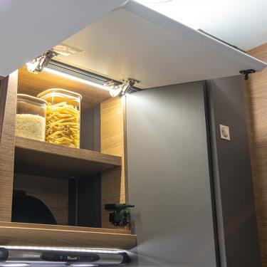 Tessoro 463 Kitchen Storage