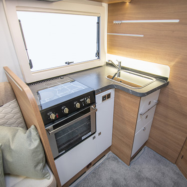 Tessoro 487 Kitchen
