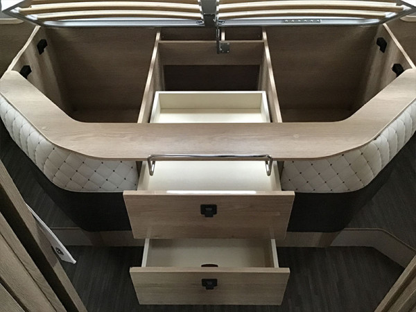 Kea 90 bed storage