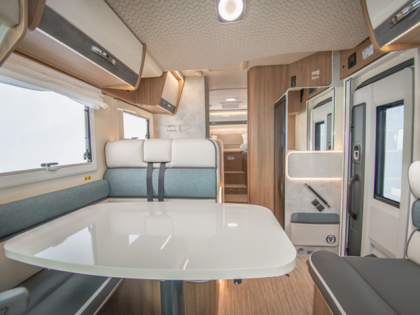 Baron 573 Front to Rear