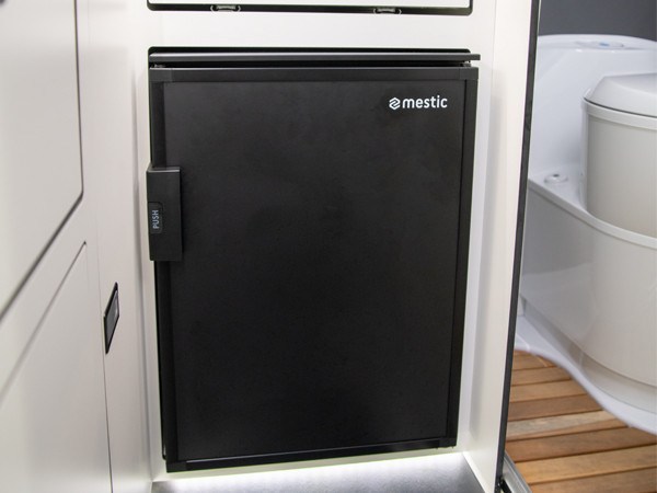 P57 Fridge 600x450