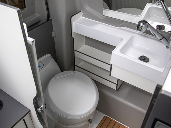 P57 Toilet 600x450