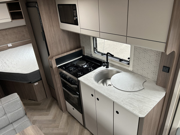 Acadia 660 (5)