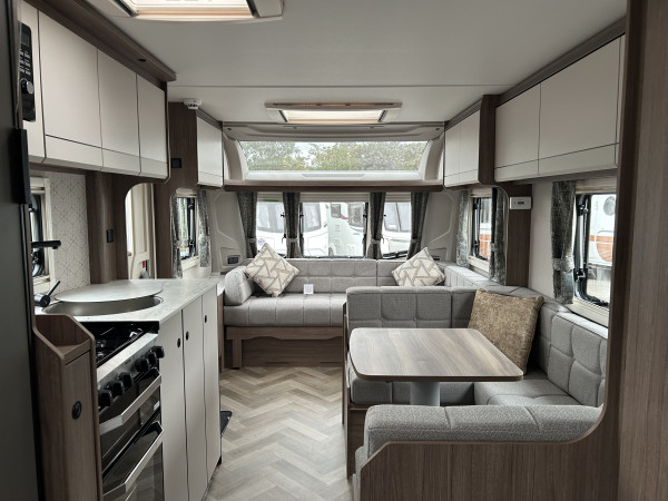Acadia 660 (7)