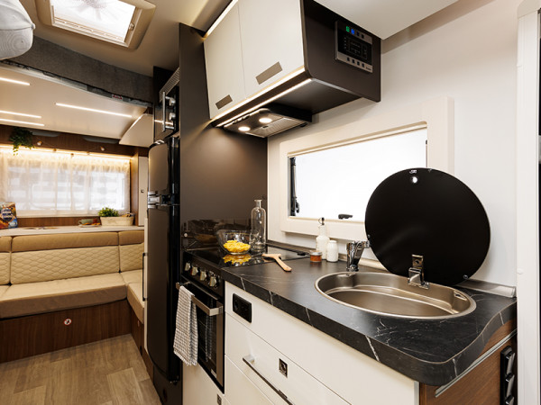 Mileo 282 Kitchen