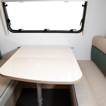 Fantaisy 440 CL Seating