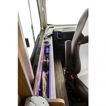 Passenger door storage